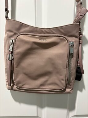 Tumi  Voyageur Tyler Crossbody Bag in Mink